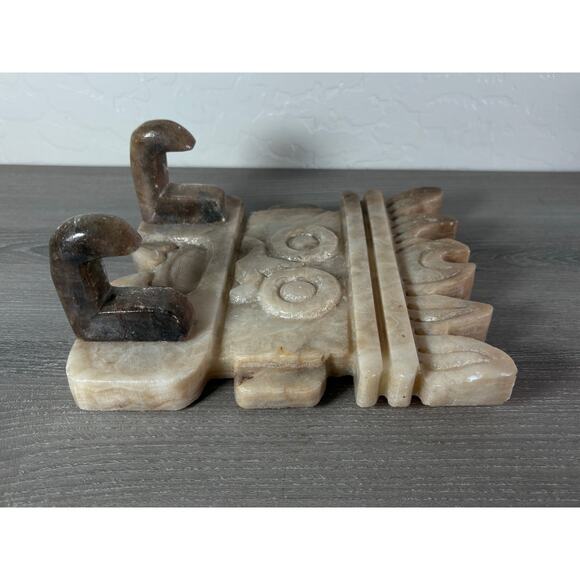 Vintage Hand-Carved Onyx Stone Wall Mask Hook Inspired Tribal Art  7.4 lbs – 11” - Picture 6 of 10